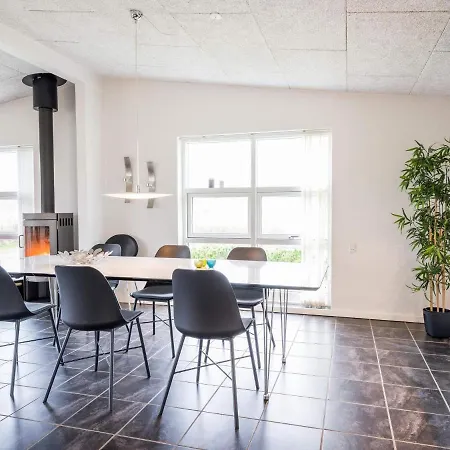 Holiday Clxxix Holiday home